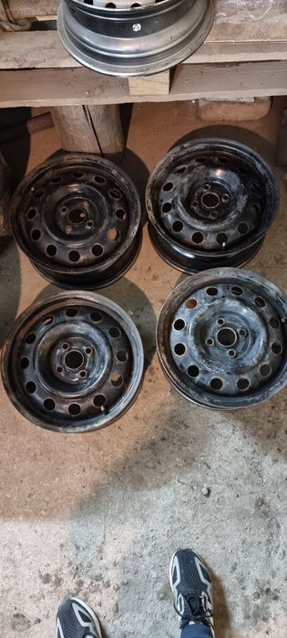 Продам штамповки r15