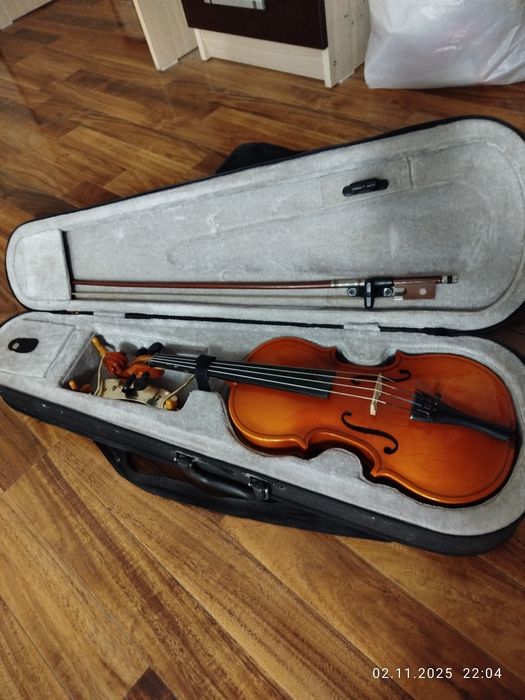 Скрипка детская 1/4