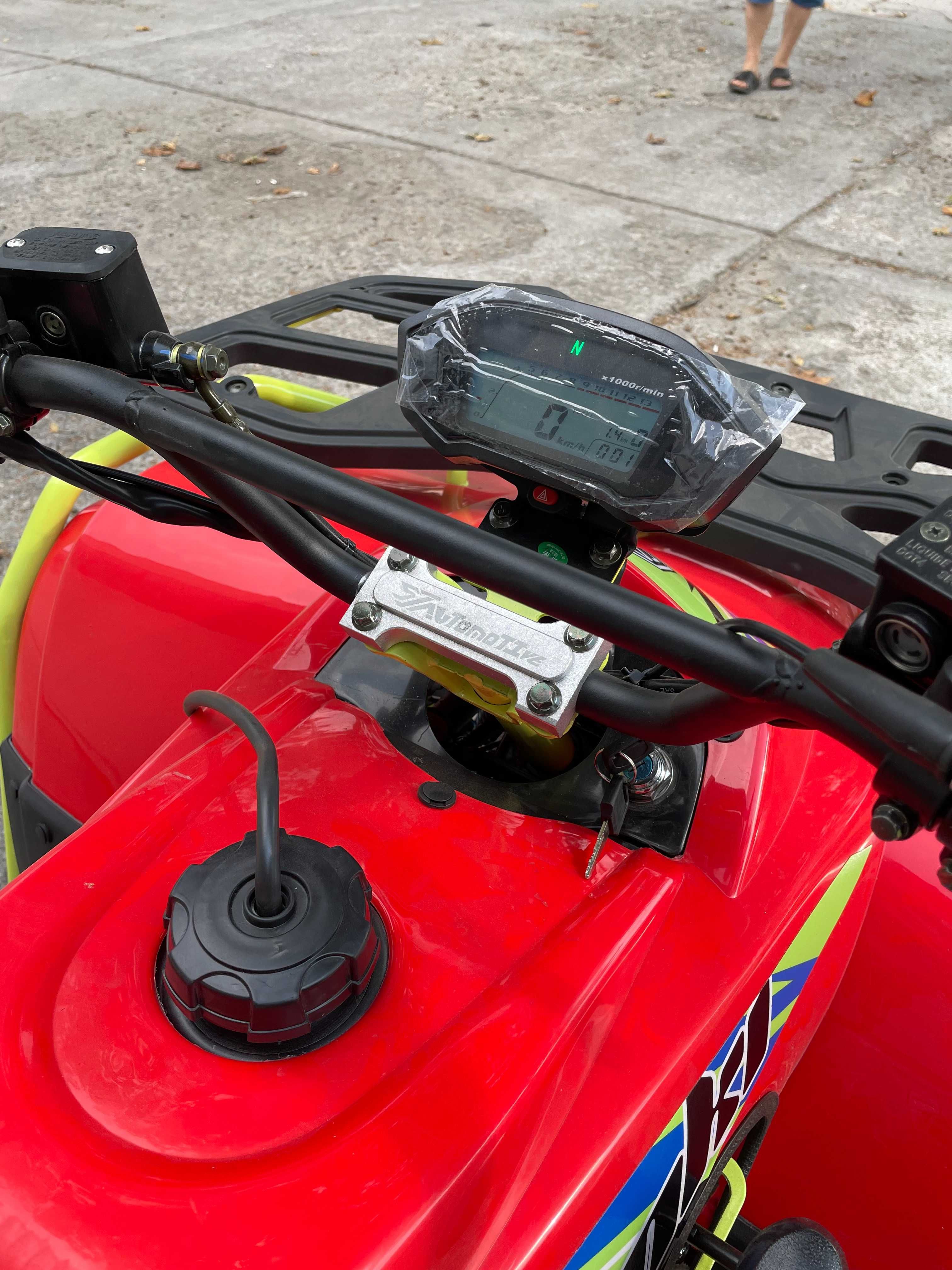 Бензиново ATV 200cc MaxMotors BruteTourist Rollbar