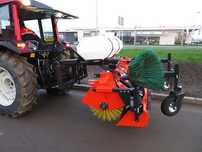 Matura tractor, perie tractor, maturatoare tractor, maturatoare