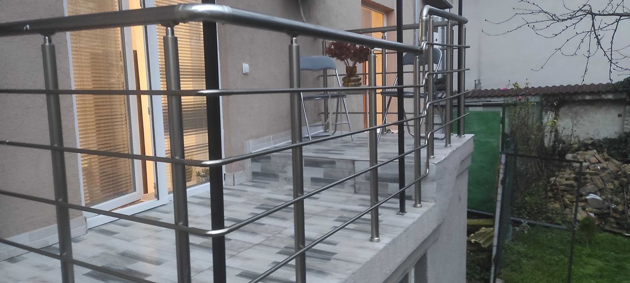 Дава се под наем Двустаен апартамент в Шумен, Център - 46 кв.м за 357 € - Снимка #6