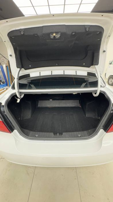 Nexia 3 4 pozitsiya srochna sotiladi