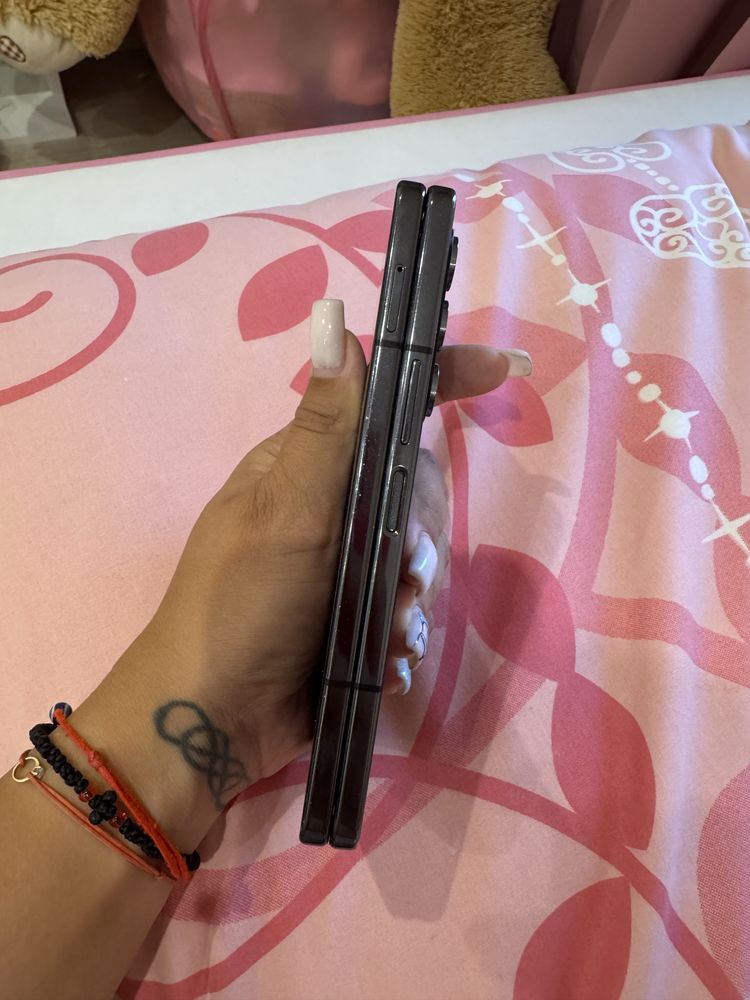 Samsung galaxy Z fold 5