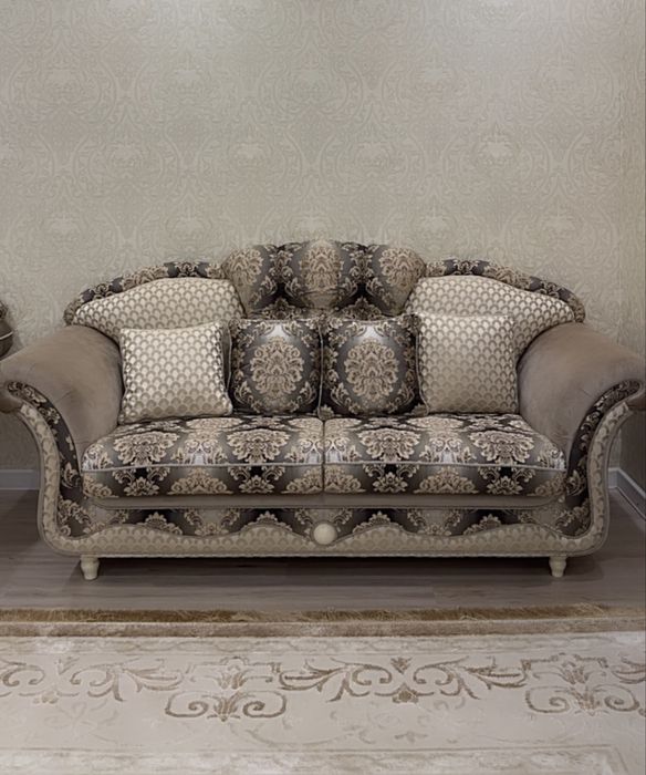 Мягкий уголок диван и кресла