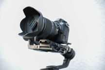Aparat photo/video Nikon 6 mirrorless