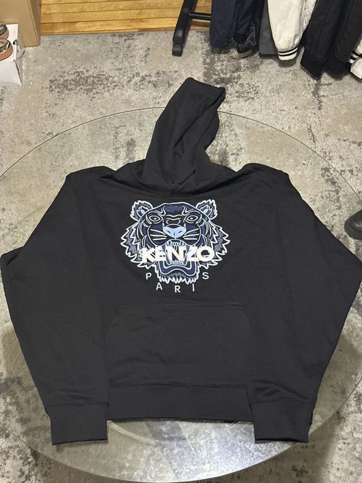 Vând hanorac kenzo L fit și pt M nou