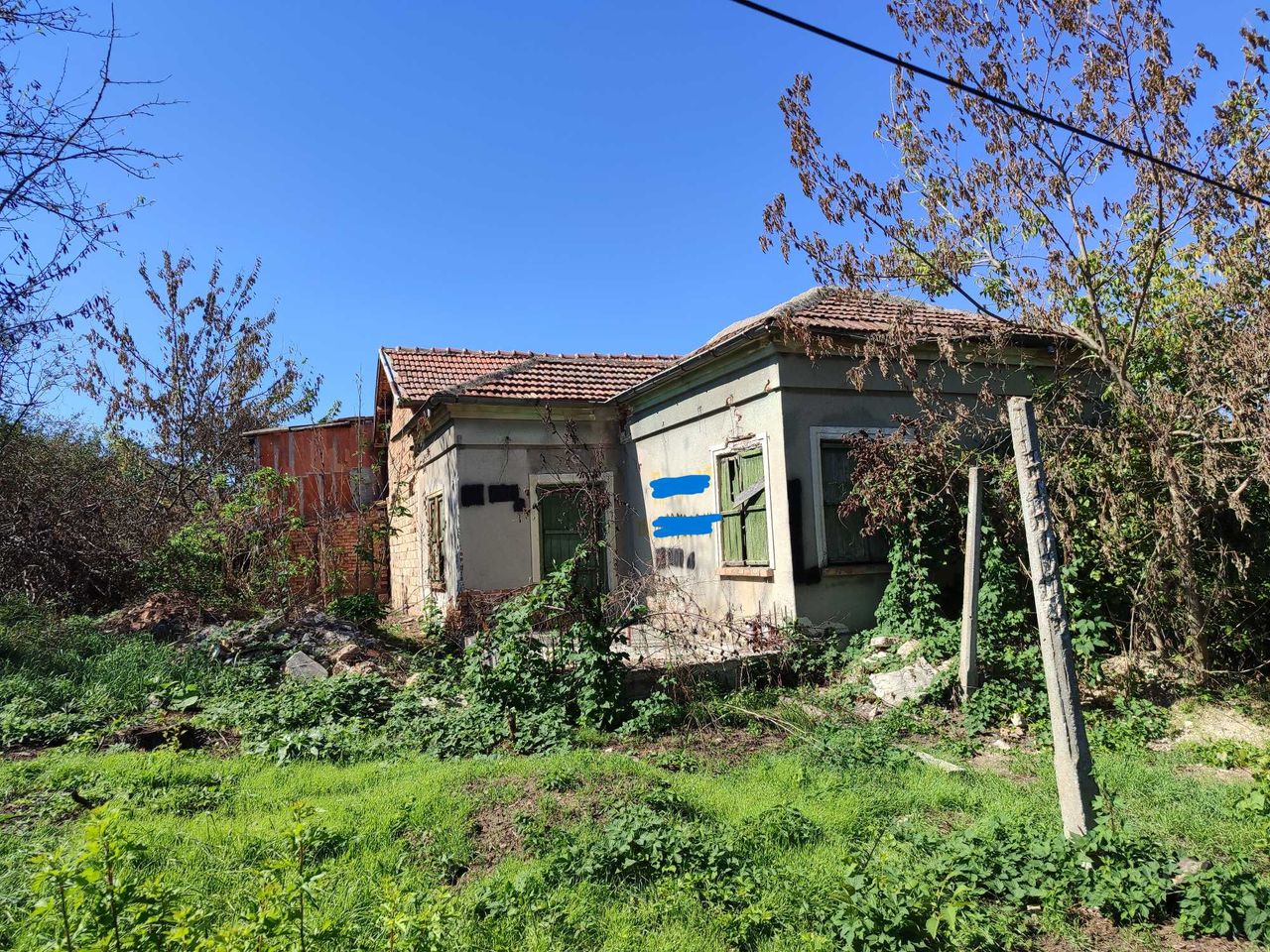 Продава се Къща в Добрич, в.з. Лозята - 30 кв.м за 978 €/кв.м - Снимка #1