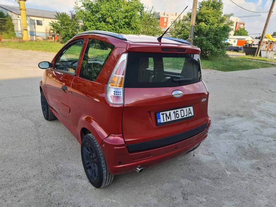 Vand MICROCAR M.GO family basic 4 PL,benzina 4 Locuri 21 CP