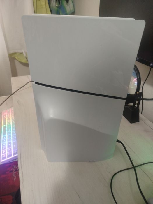 Vand playstation5 nou