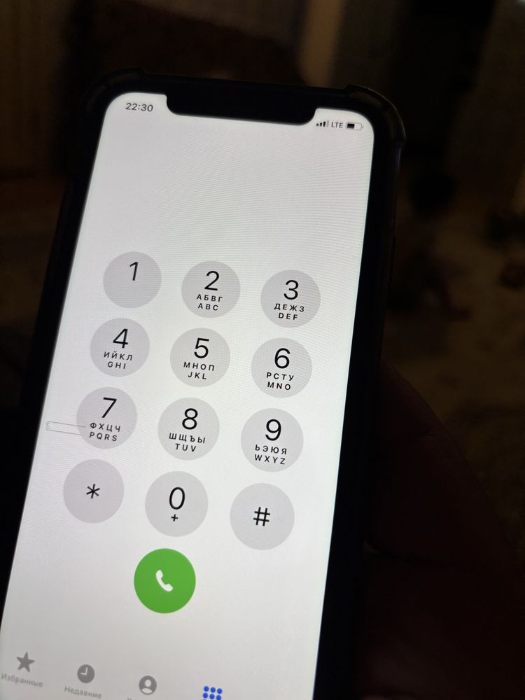 Продам iPhone XR