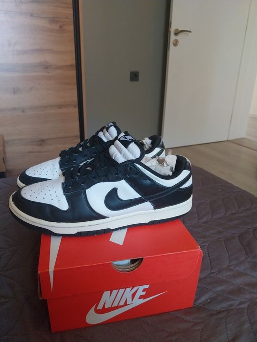 Продавам Nike dunk low panda