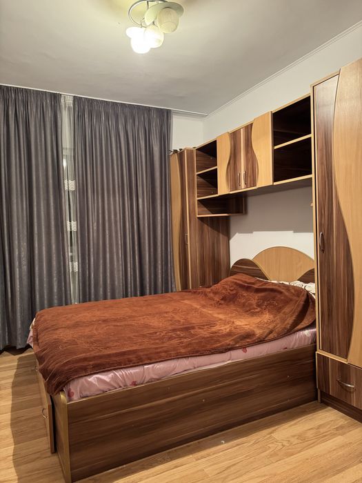 Inchiriez apartament cu 2 camere ,zona Trivale complex 2