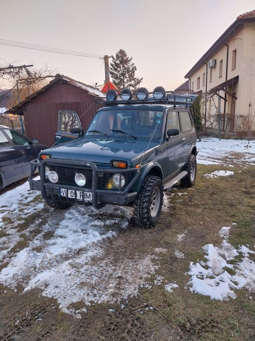 Vând Lada Niva 1.7 Benzina 4x4
