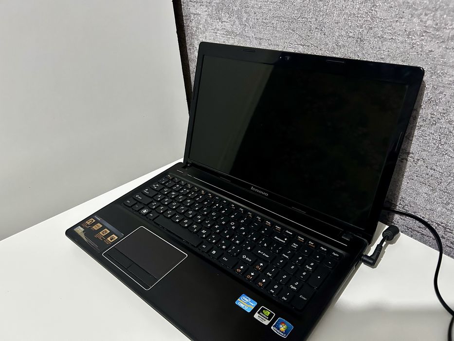 Ноутбук LENOVO 1Tb(1000gb) core i7 6gb оперативка