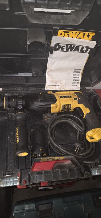 Rotopercutor Dewalt D25134