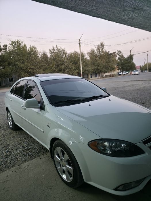 Lacetti Gentra 2021