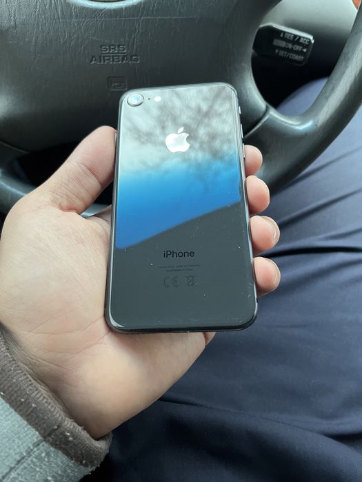 Продам айфон 8 64гб iphone 8 64gb