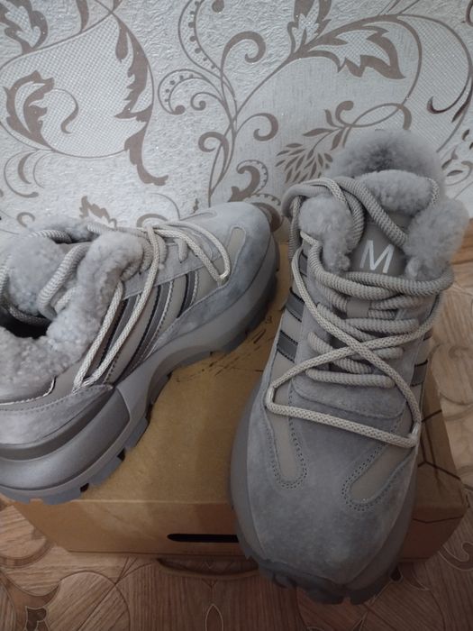 Кроссовки зимние натуральная кожа натуральная замша натуральный мех.