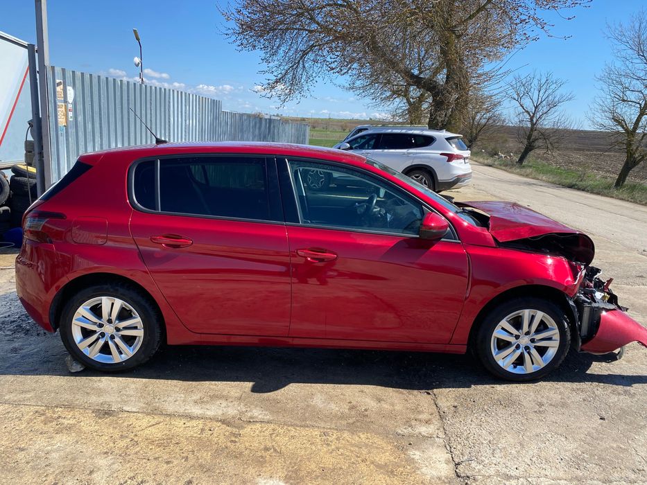 Peugeot 308 (T9), 1.2 THP 130, automatic, 131 ph., engine HNS, 60000km