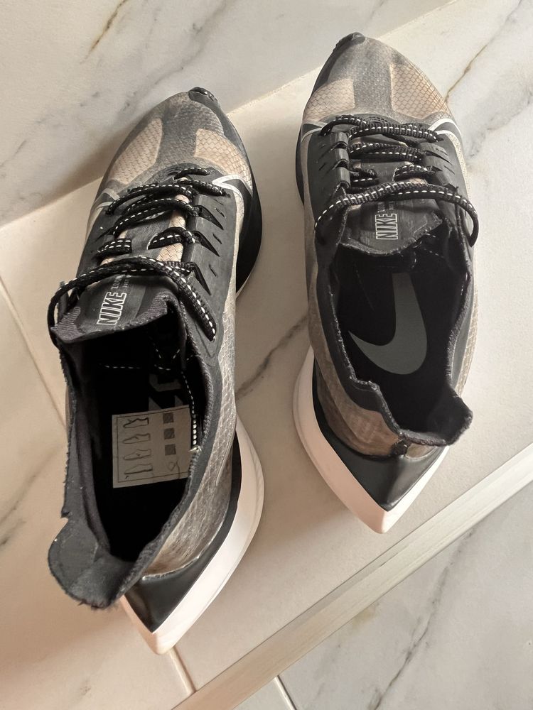 Nike Zoom Gravity Оригинални спортни обувки