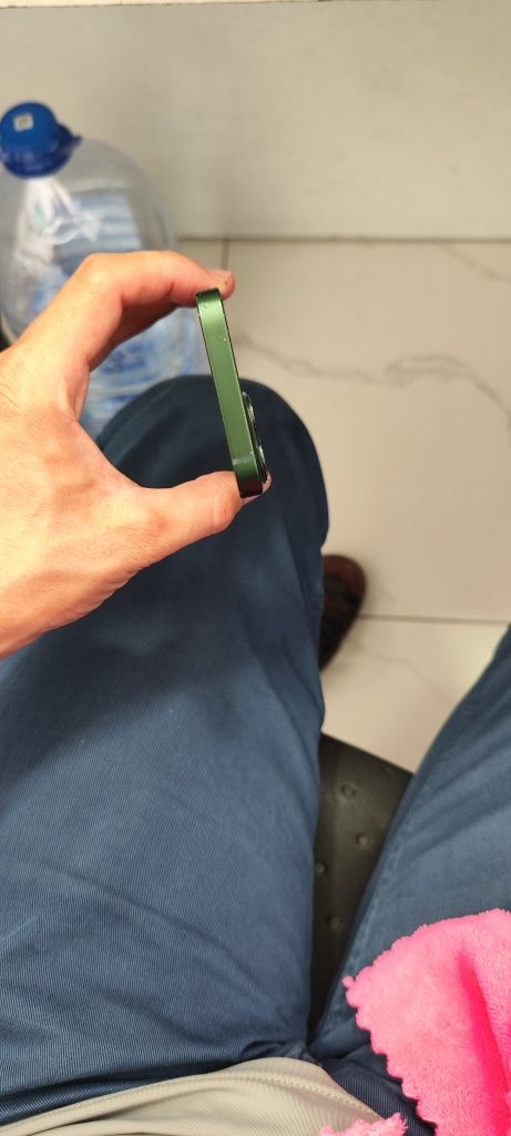 Iphone 13 mini.   Juda arzon