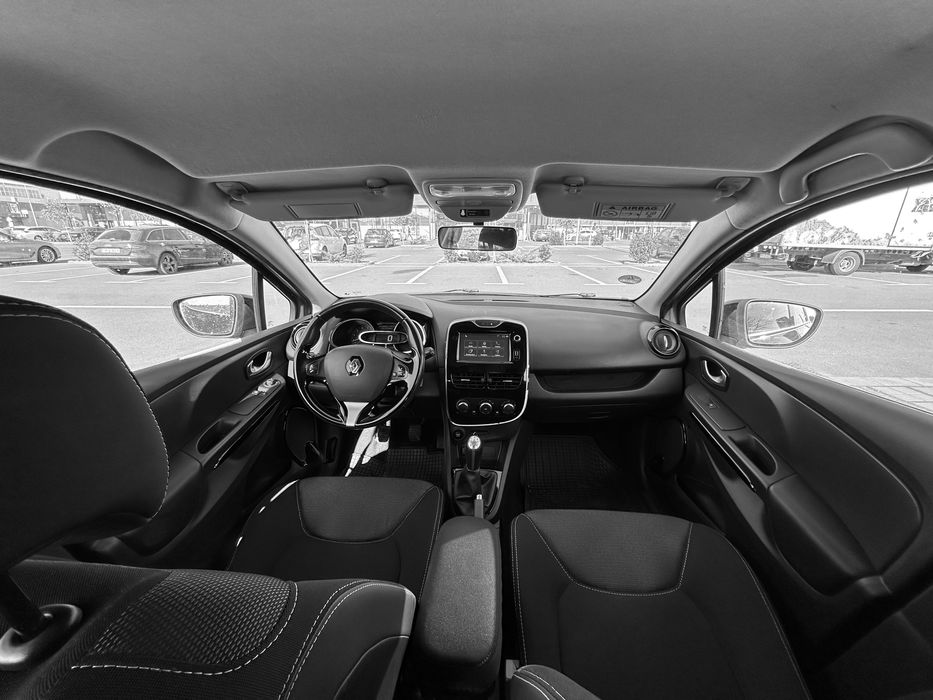 Oferim spre închiriere Bolt/Uber mașini în orașul Timișoara