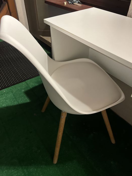 Birou+scaun de vanzare