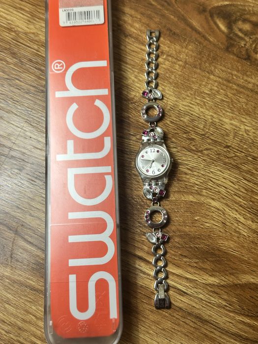 Часовник гривна swatch