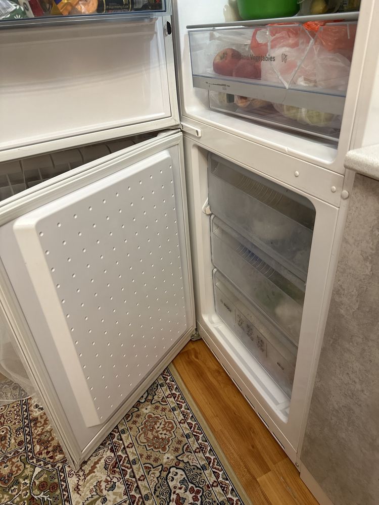 Продам холодильник BOSCH в отличном состоянии