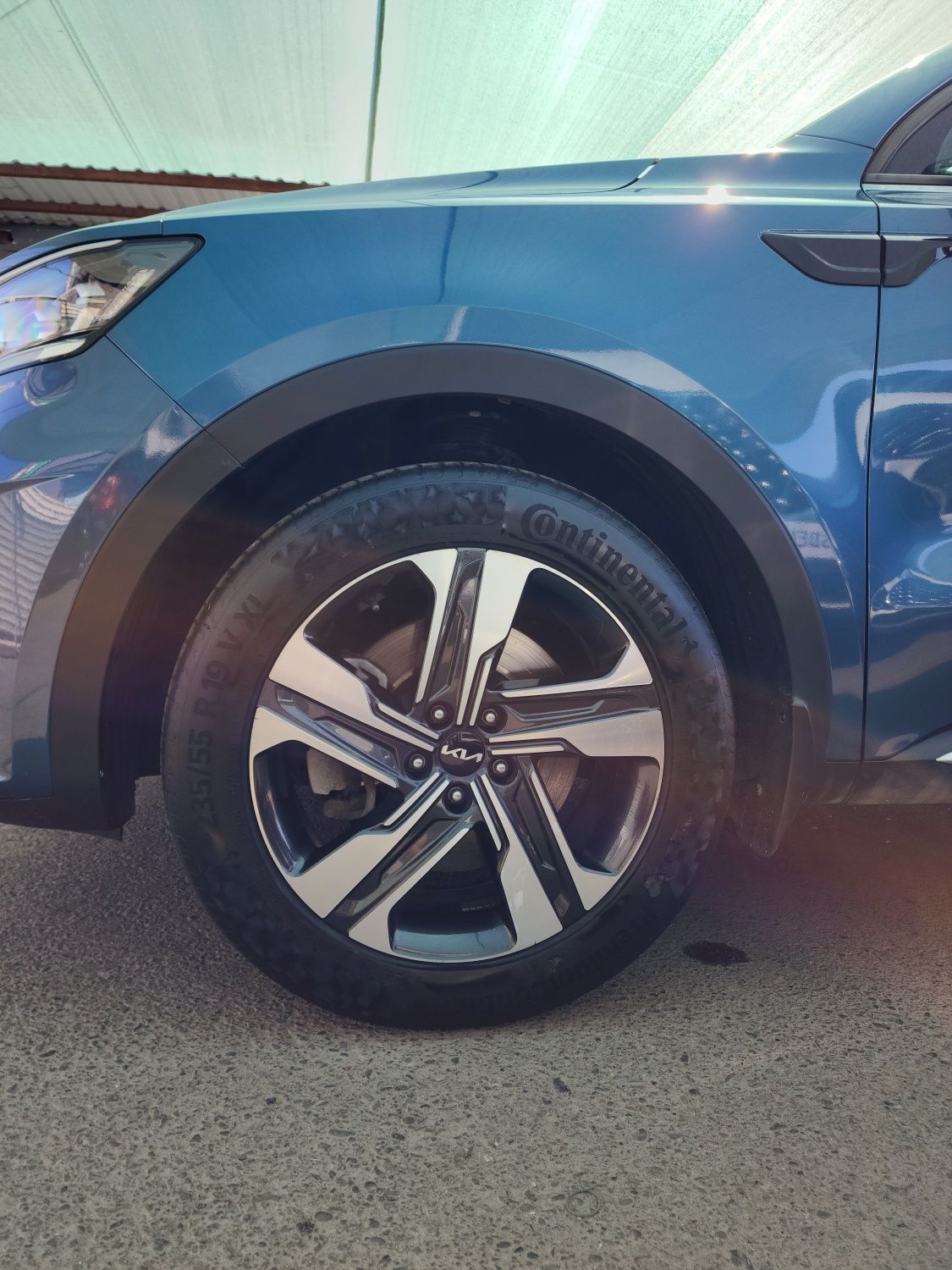 KIA  S o r e n t o.