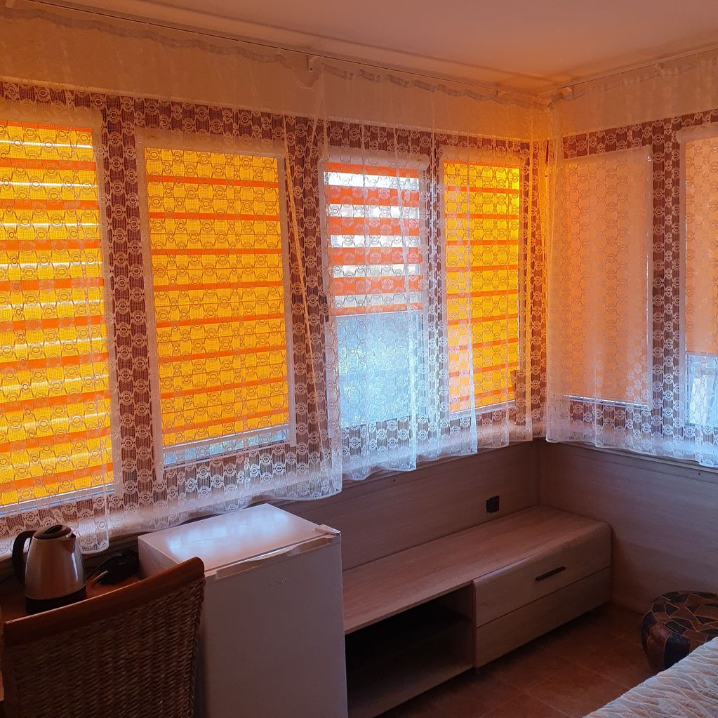 Дава се под наем Едностаен апартамент в Варна, ВИНС - 15 кв.м за 510 € - Снимка #3