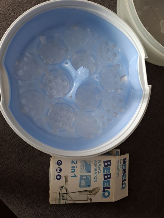 Sterilizator și batista bebelusului