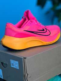 Nike Zoom Fly 5 pink