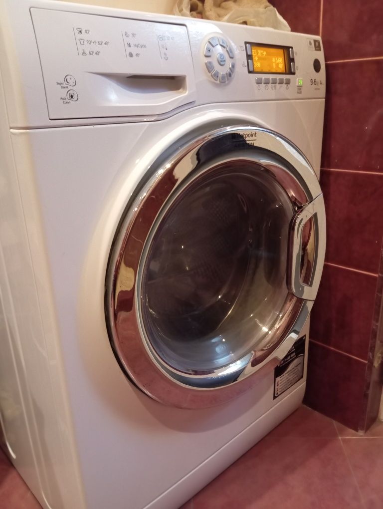 Пералня със сушилня Hotpoint Ariston - AQM8D 29 U