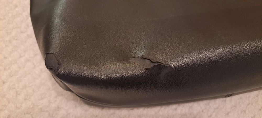 Подарявам чанта със забележки за София