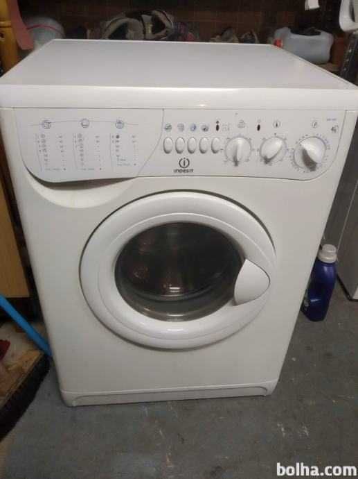 Пералня със сушилня Indesit wd 105t