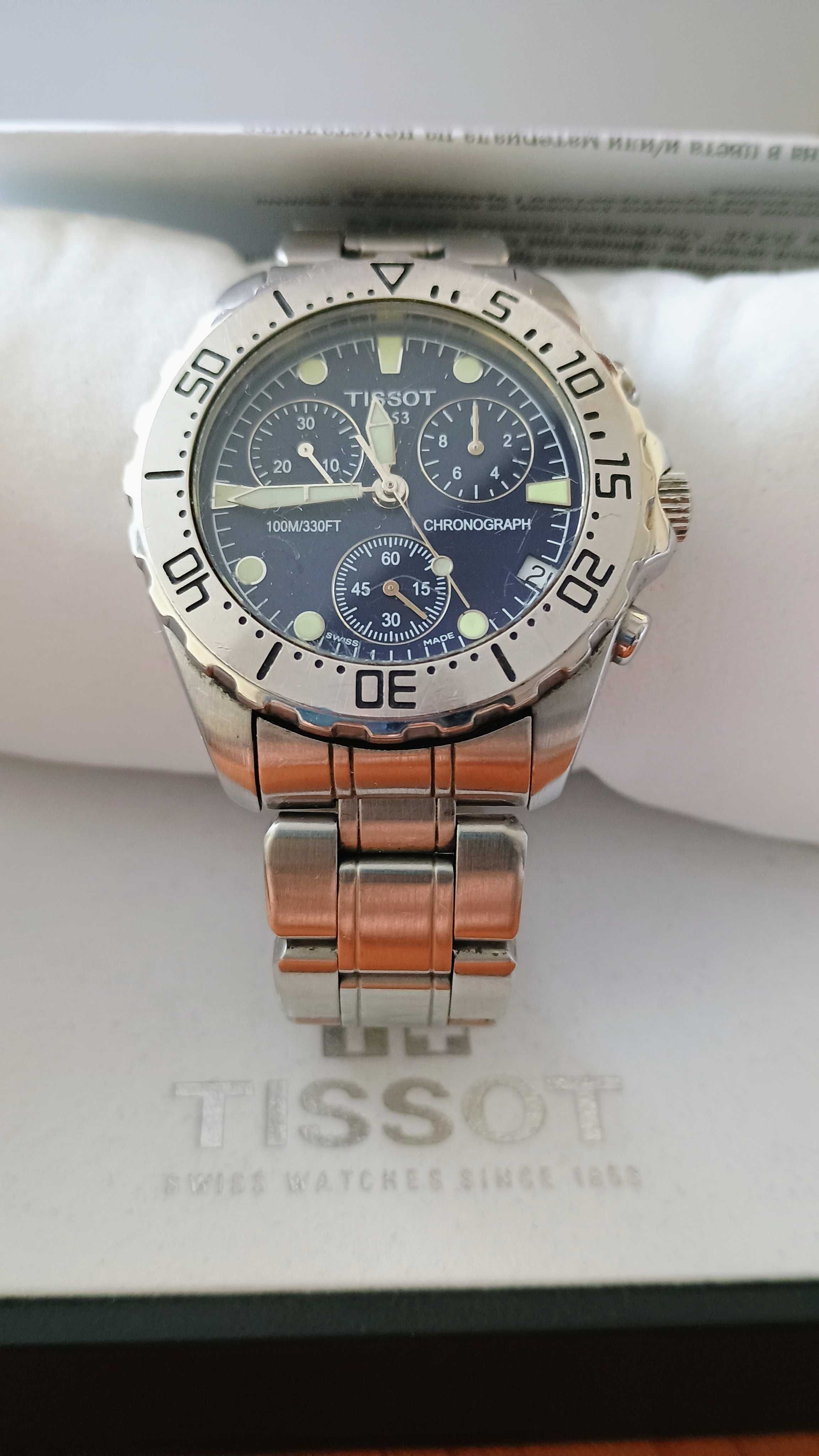 TISSOT Chronograph с Документация и кутия. Отличен екземпляр.