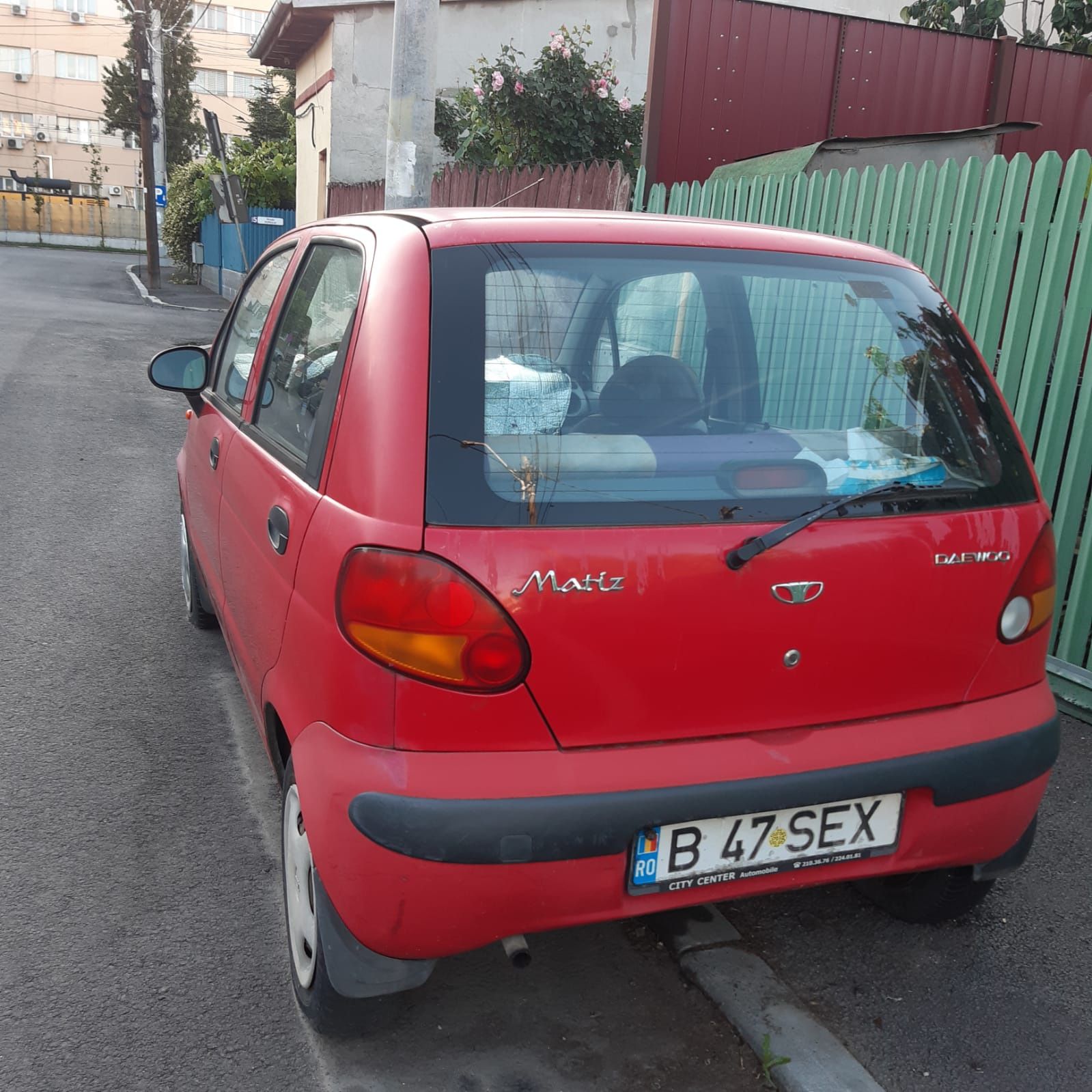 Matiz 2002 roșu.