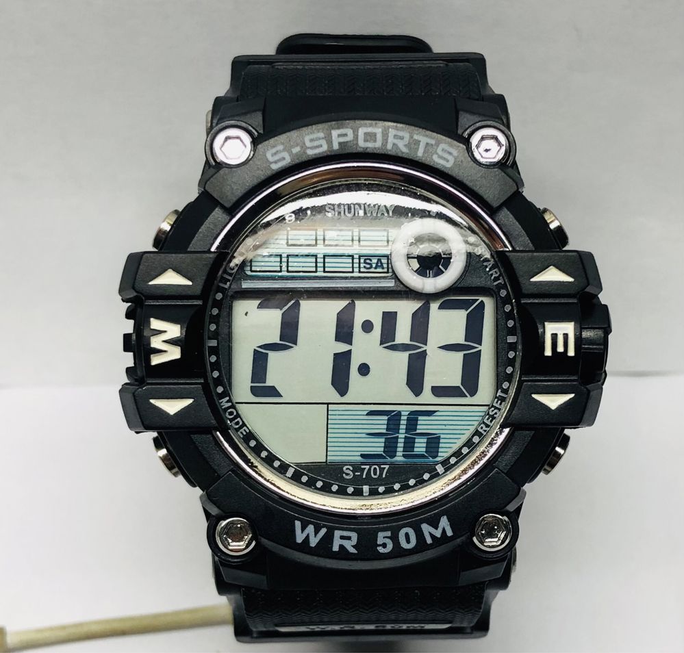 Спортивные часы G-Shock