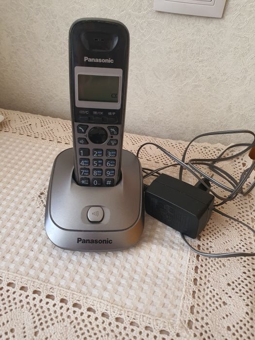 Продам радиотелефон стационарный Panasonic