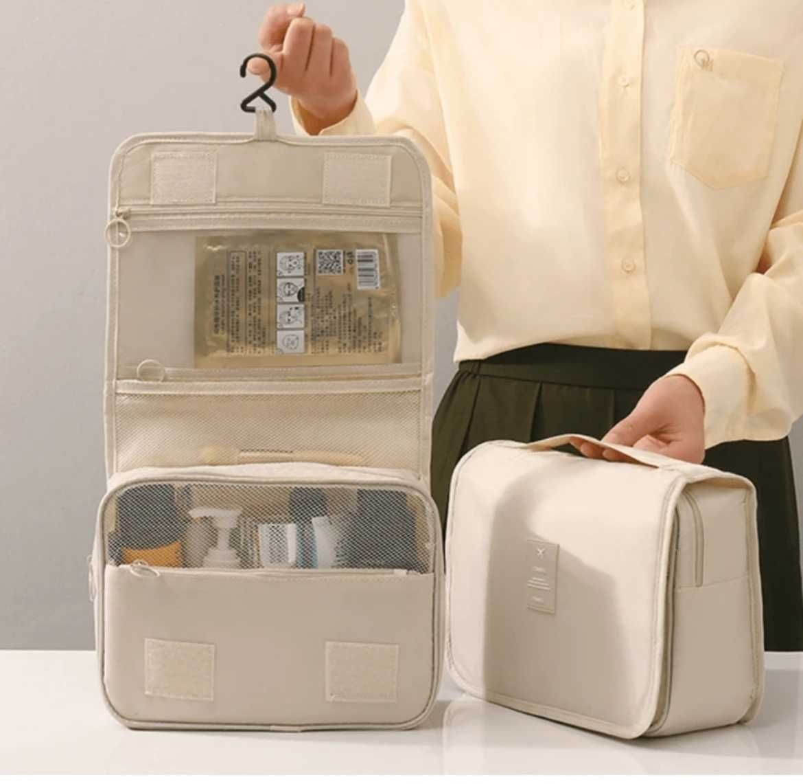 Удобен козметичен органайзер- чанта за пътуване