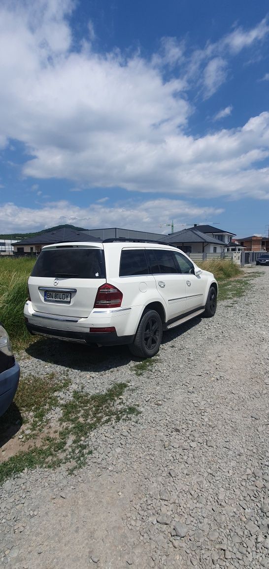 vând mercedes gl 320 suv