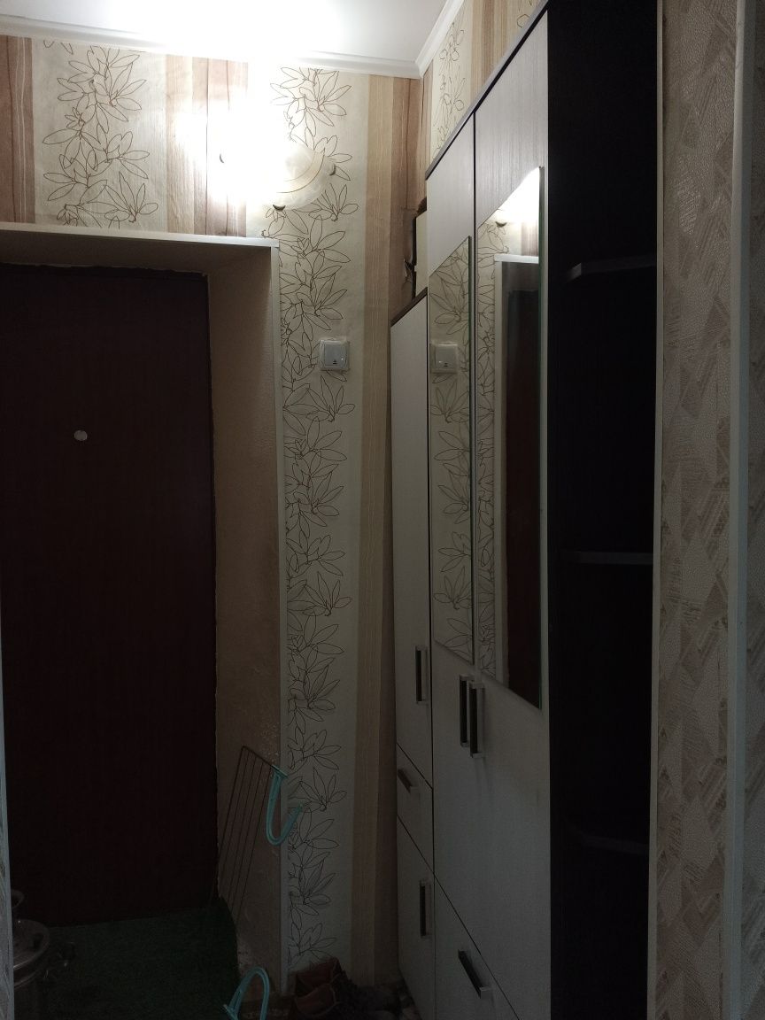 Срочно продам 2 комнатную квартиру  ГМЗ