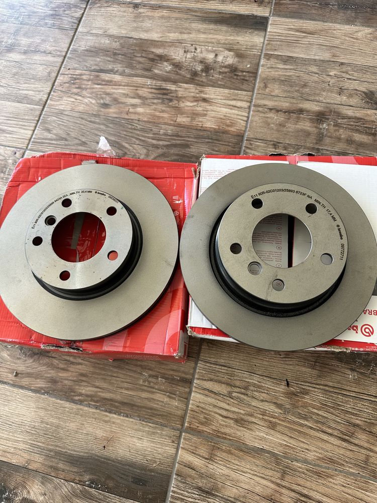 Vand discuri  Brembo frână față -spate BmwE46