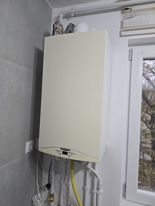 Centrala Ariston HS Premium