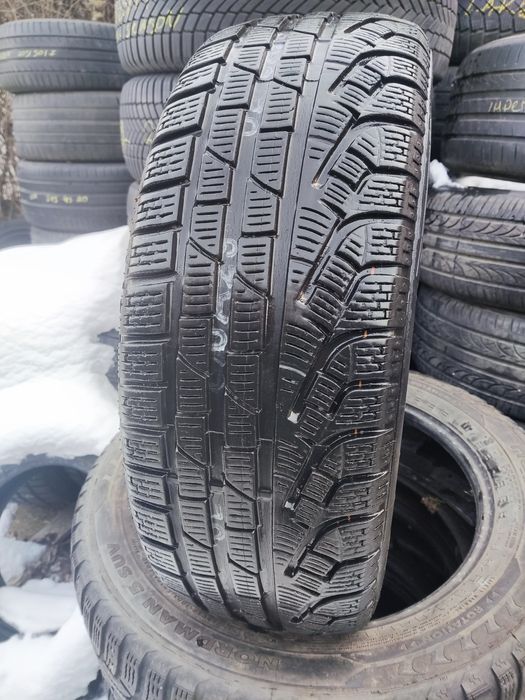 1бр зимна гума 205/60/16 Pirelli Sotto Zero 
6.5mm
Добро състояние
Mad