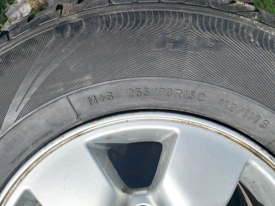 255 70 15 джанти за Toyota Hilux и Land Cruiser.