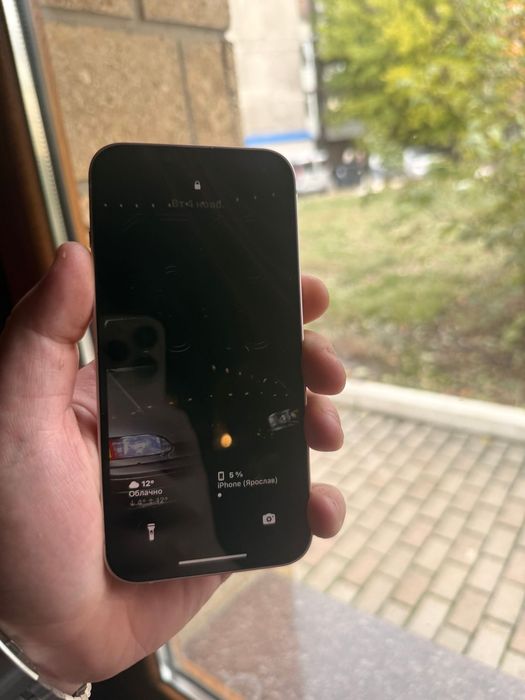 продам Apple iPhone 13 розового цвета