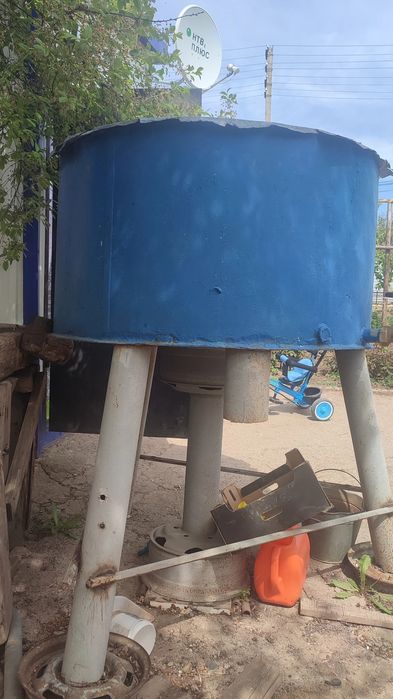 Продам ёмкость для воды