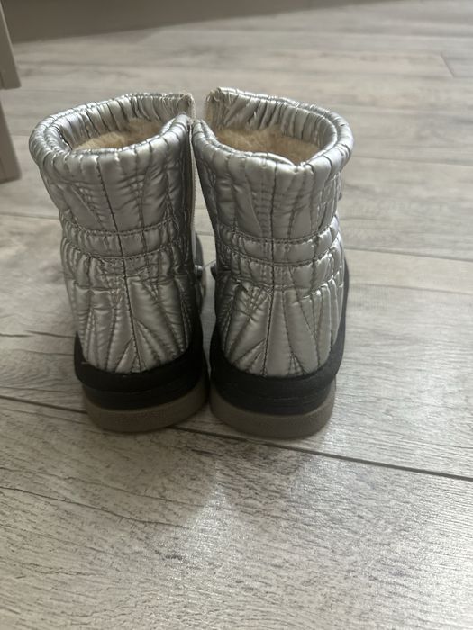 Зимние ботиночки на девочку